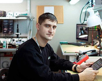 Мастер сервисного центра по ремонту техники KEF